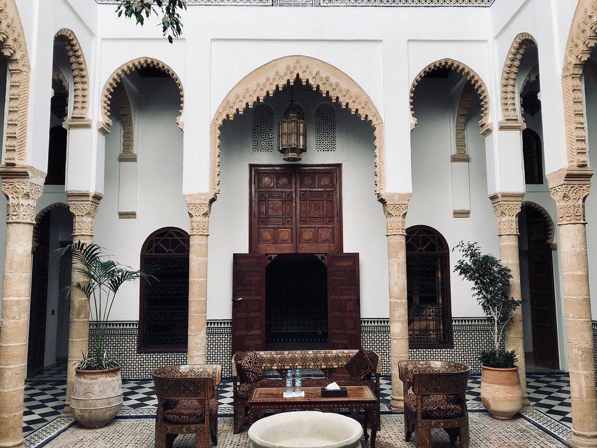Dar Al Miraaj courtyard
